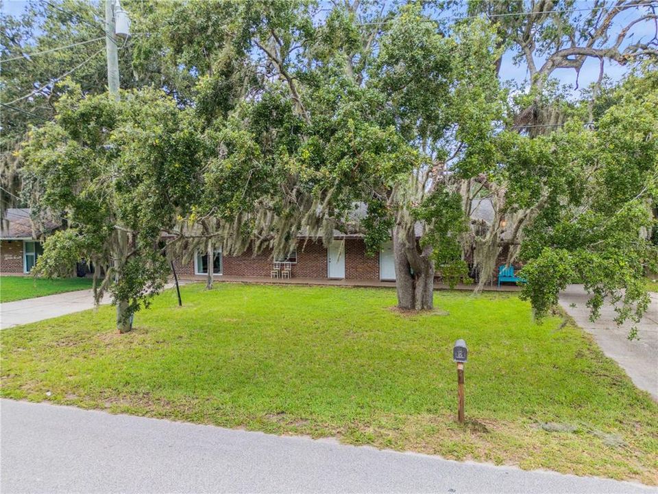 En Venta: $409,900 (4 camas, 2 baños, 2304 Pies cuadrados)