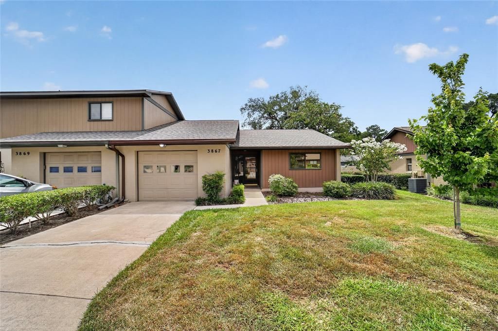 For Sale: $195,000 (2 beds, 2 baths, 1162 Square Feet)