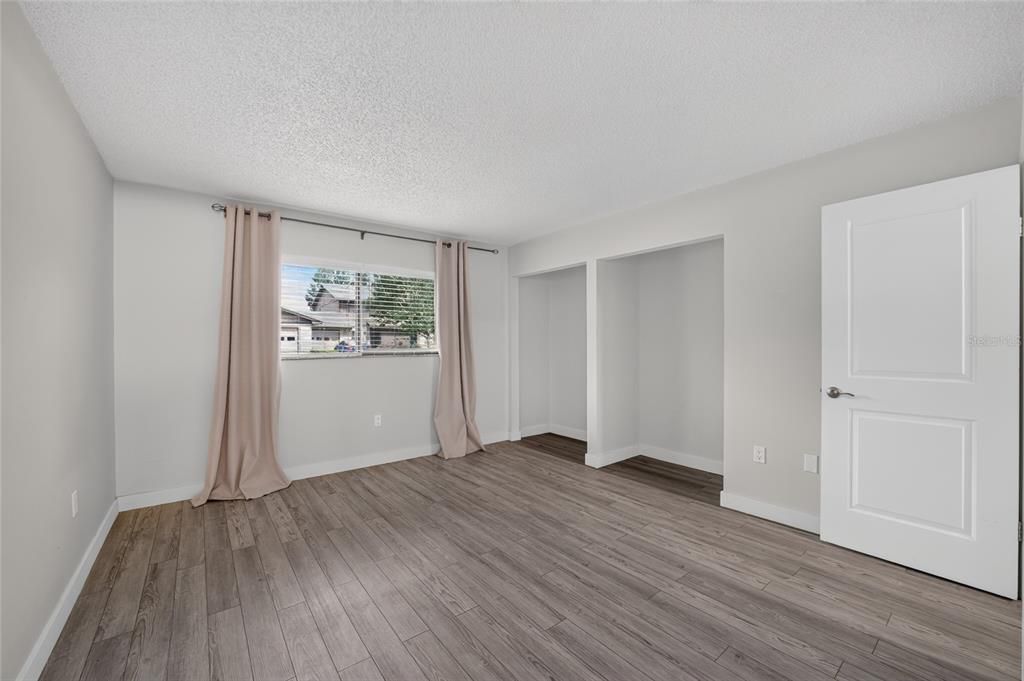 For Sale: $195,000 (2 beds, 2 baths, 1162 Square Feet)
