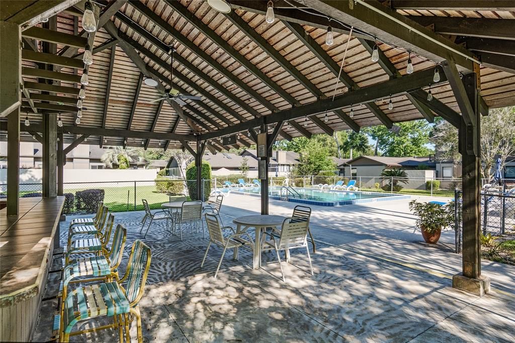 For Sale: $195,000 (2 beds, 2 baths, 1162 Square Feet)