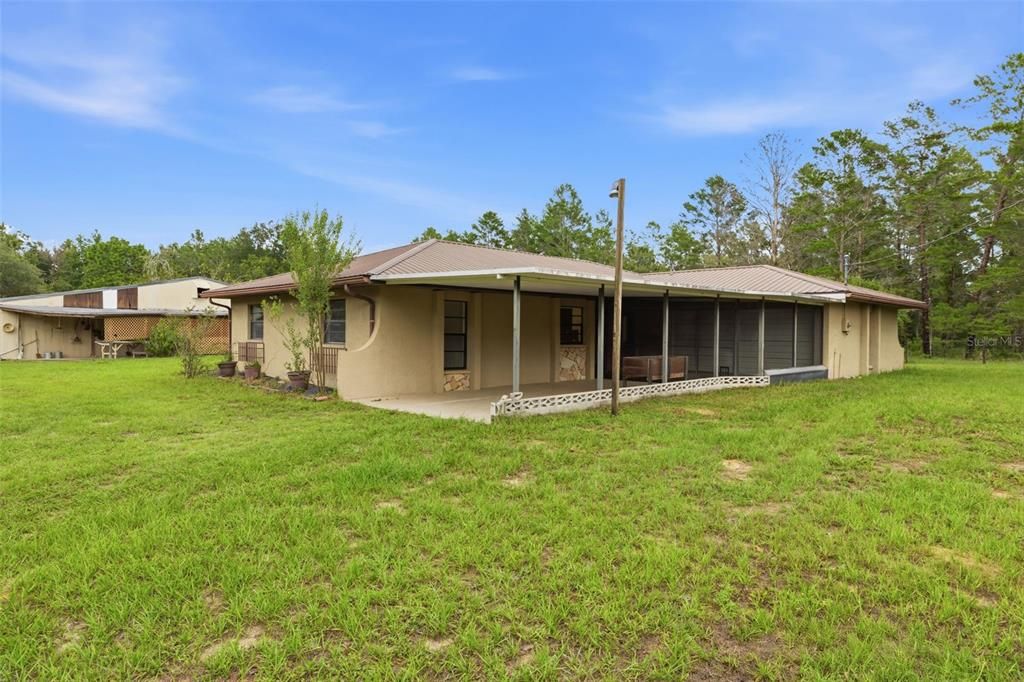 For Sale: $799,999 (3 beds, 2 baths, 1768 Square Feet)