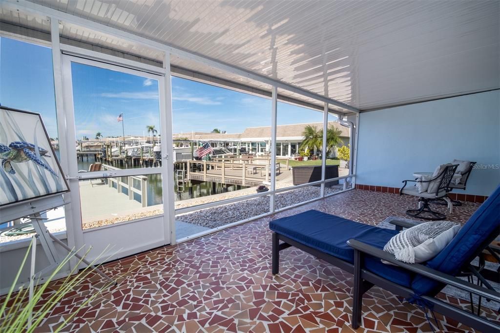 For Rent: $3,000 (2 beds, 2 baths, 1400 Square Feet)