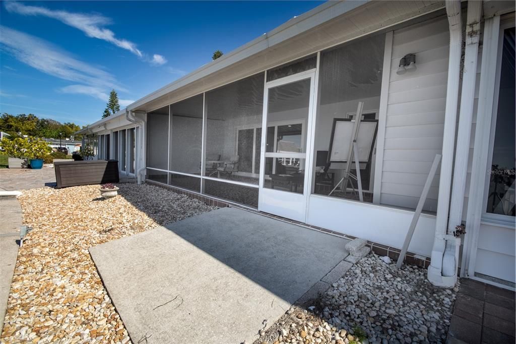 For Rent: $3,000 (2 beds, 2 baths, 1400 Square Feet)