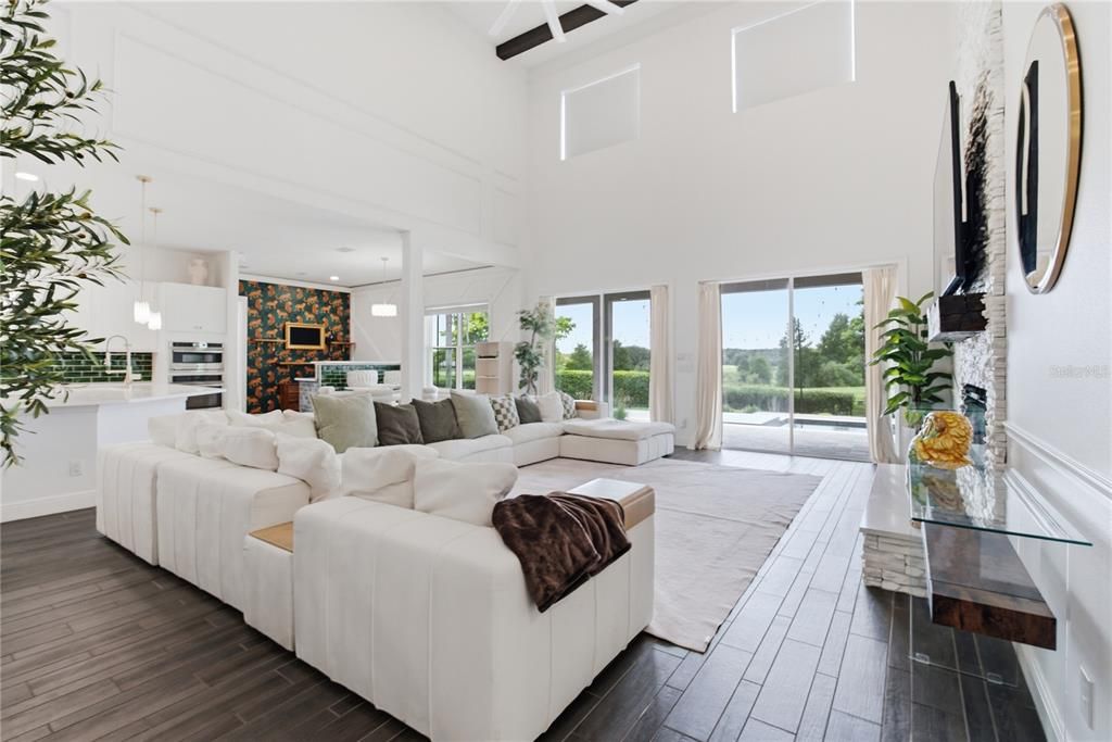 For Sale: $1,495,000 (6 beds, 6 baths, 5235 Square Feet)
