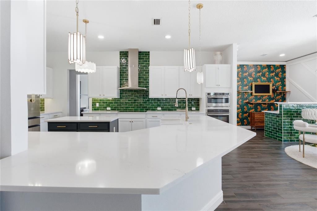 For Sale: $1,495,000 (6 beds, 6 baths, 5235 Square Feet)