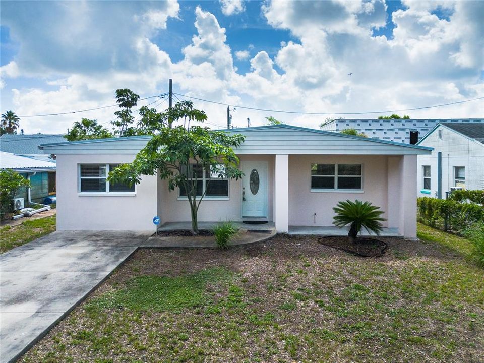 En Venta: $400,000 (3 camas, 2 baños, 955 Pies cuadrados)