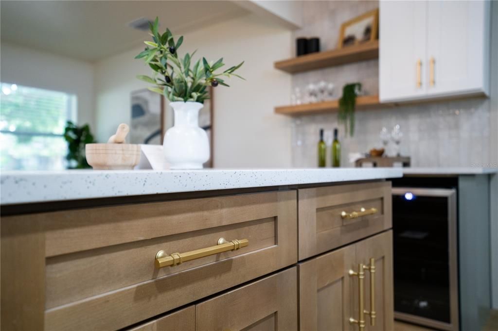 Activo con contrato: $399,000 (3 camas, 1 baños, 1196 Pies cuadrados)