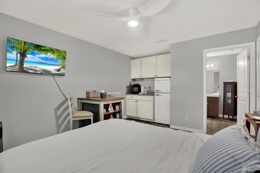 For Sale: $499,000 (3 beds, 0 baths, 1490 Square Feet)