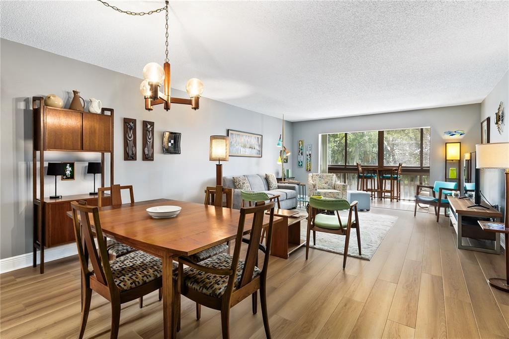 For Sale: $349,900 (3 beds, 2 baths, 1659 Square Feet)