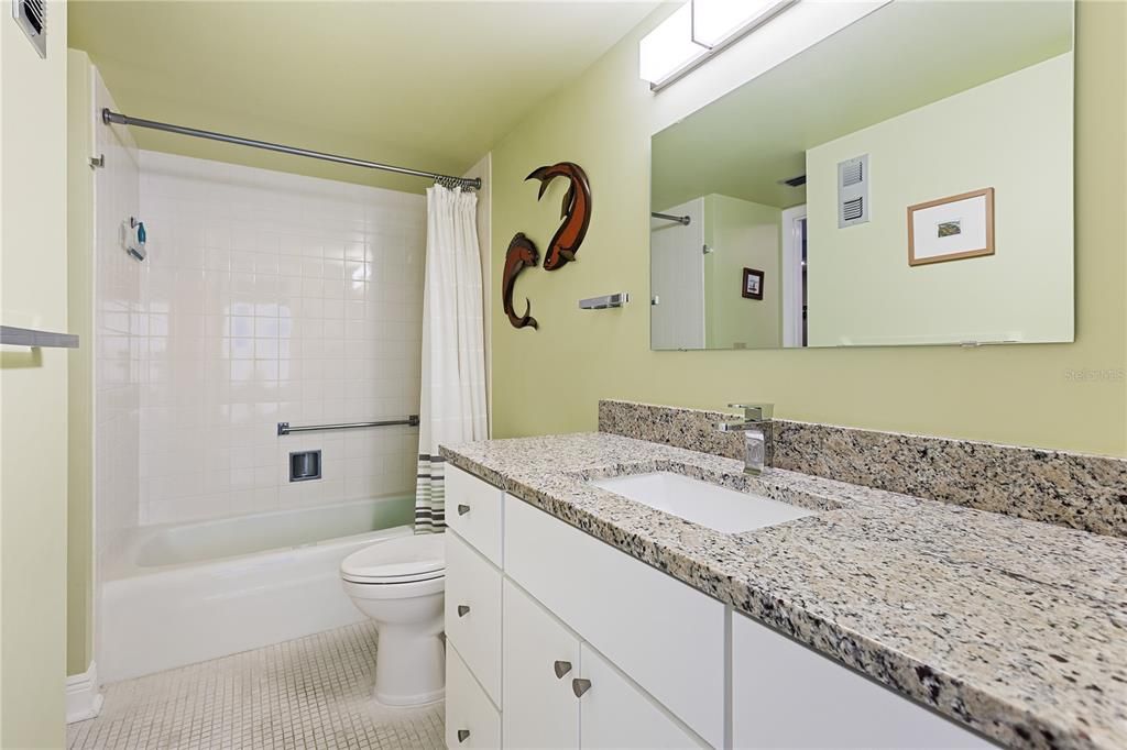 For Sale: $349,900 (3 beds, 2 baths, 1659 Square Feet)