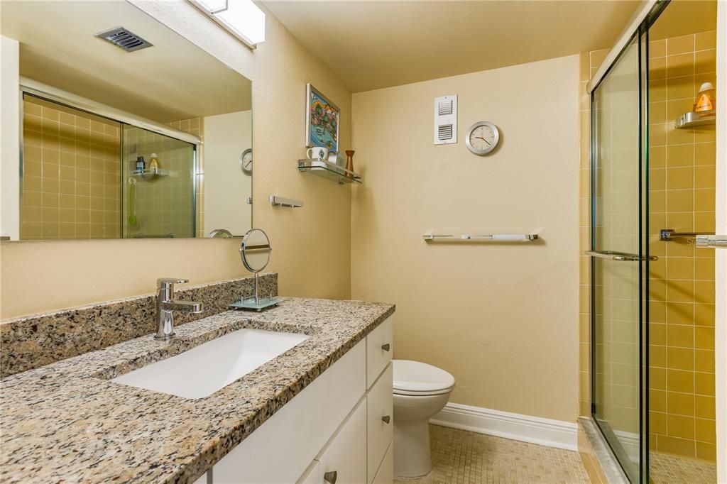 For Sale: $349,900 (3 beds, 2 baths, 1659 Square Feet)