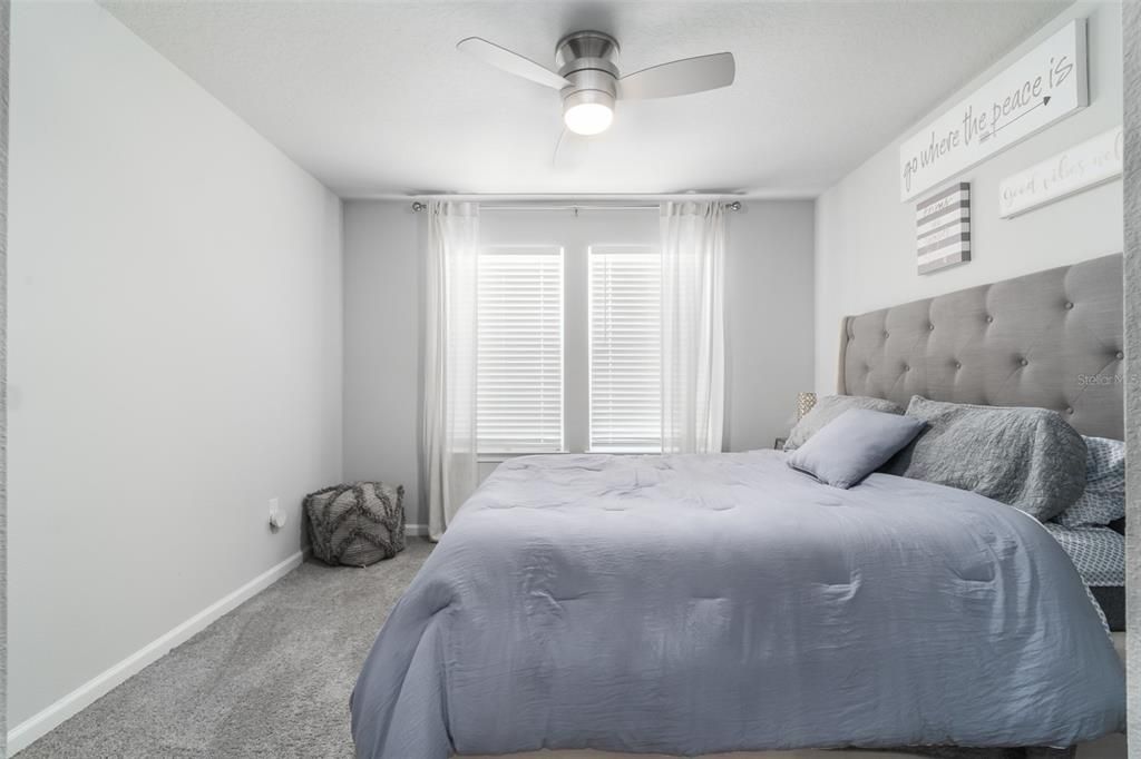 For Sale: $405,000 (3 beds, 2 baths, 1716 Square Feet)