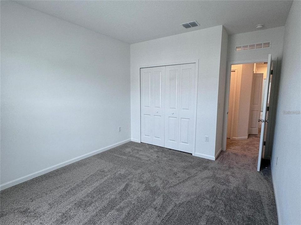 For Rent: $1,800 (3 beds, 2 baths, 1738 Square Feet)