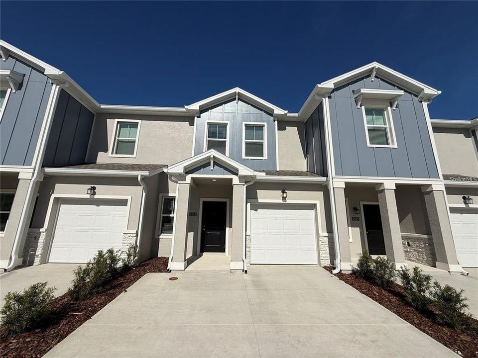 For Rent: $1,800 (3 beds, 2 baths, 1738 Square Feet)