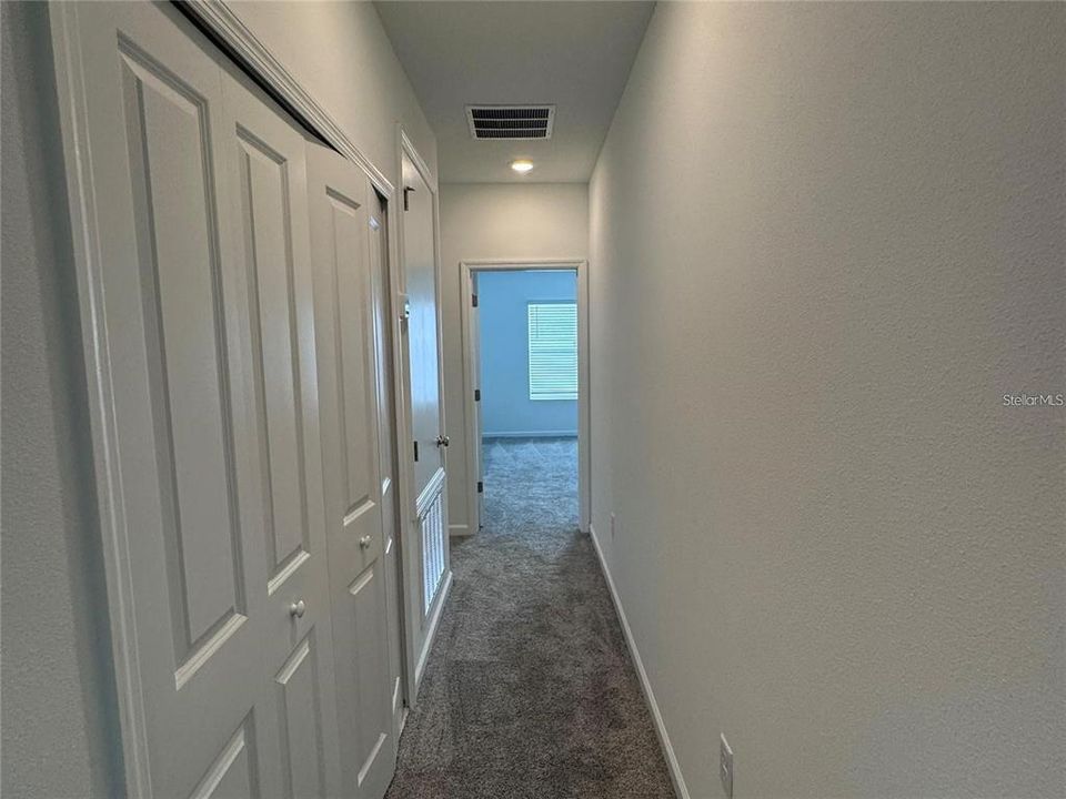 For Rent: $1,800 (3 beds, 2 baths, 1738 Square Feet)