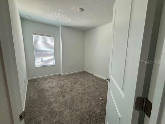 For Rent: $1,800 (3 beds, 2 baths, 1738 Square Feet)