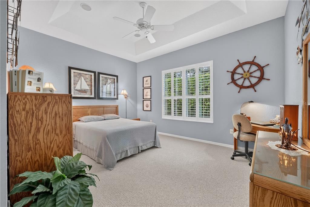 For Sale: $274,900 (3 beds, 2 baths, 1834 Square Feet)