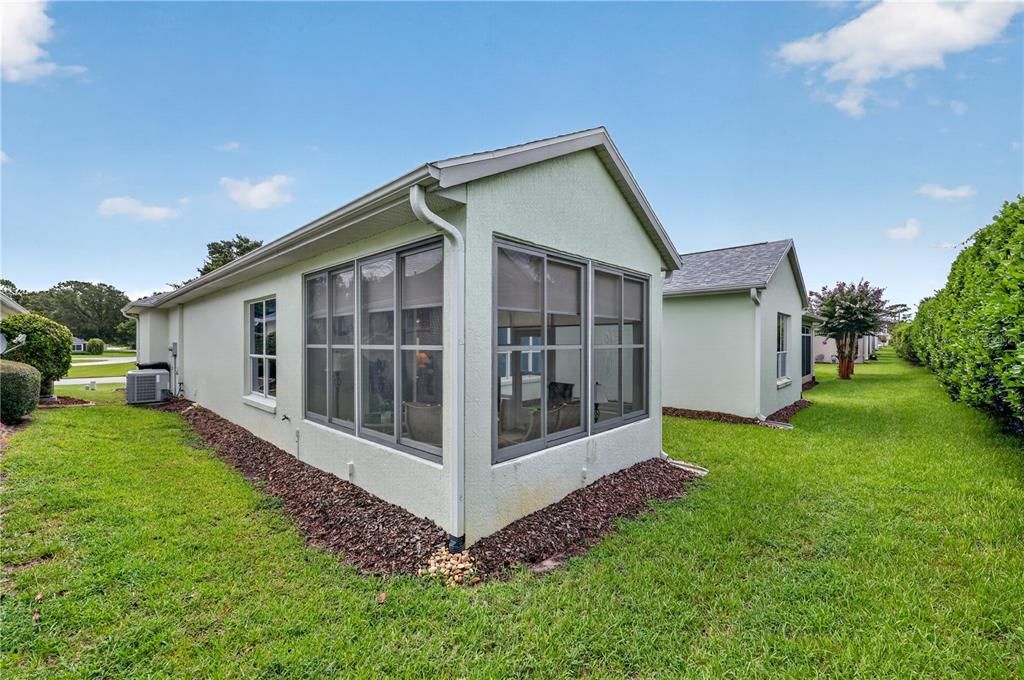 For Sale: $274,900 (3 beds, 2 baths, 1834 Square Feet)