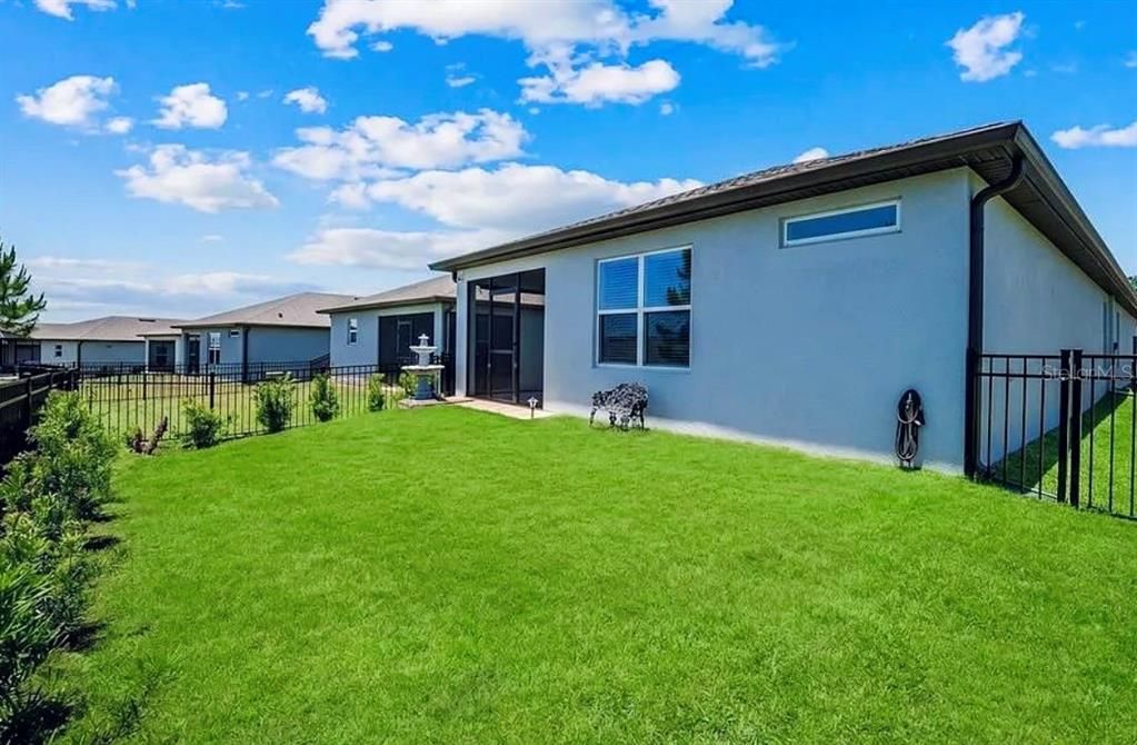 На продажу: $304,900 (4 спален, 2 ванн, 1583 Квадратных фут)