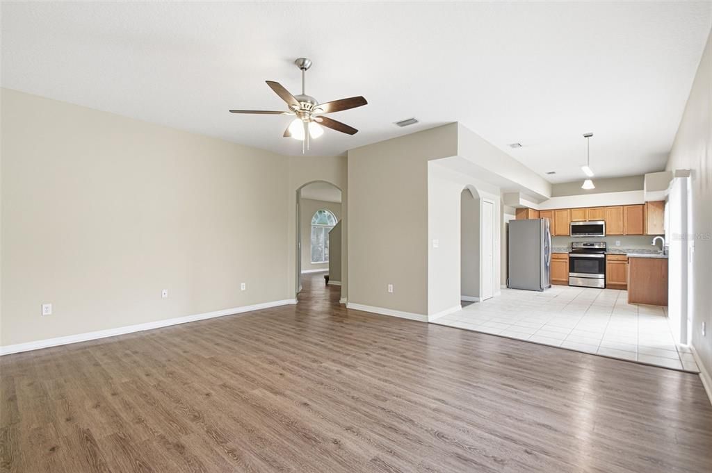 For Sale: $349,900 (3 beds, 2 baths, 2430 Square Feet)