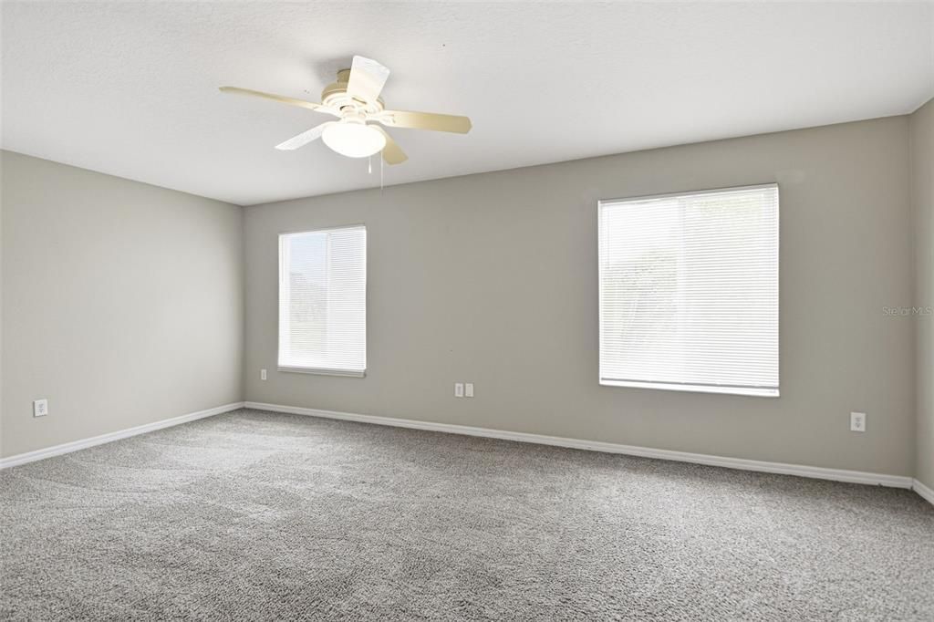 For Sale: $349,900 (3 beds, 2 baths, 2430 Square Feet)