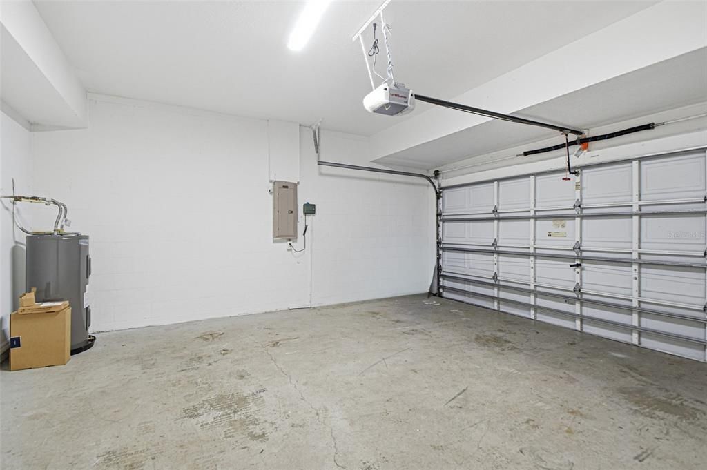 For Sale: $349,900 (3 beds, 2 baths, 2430 Square Feet)