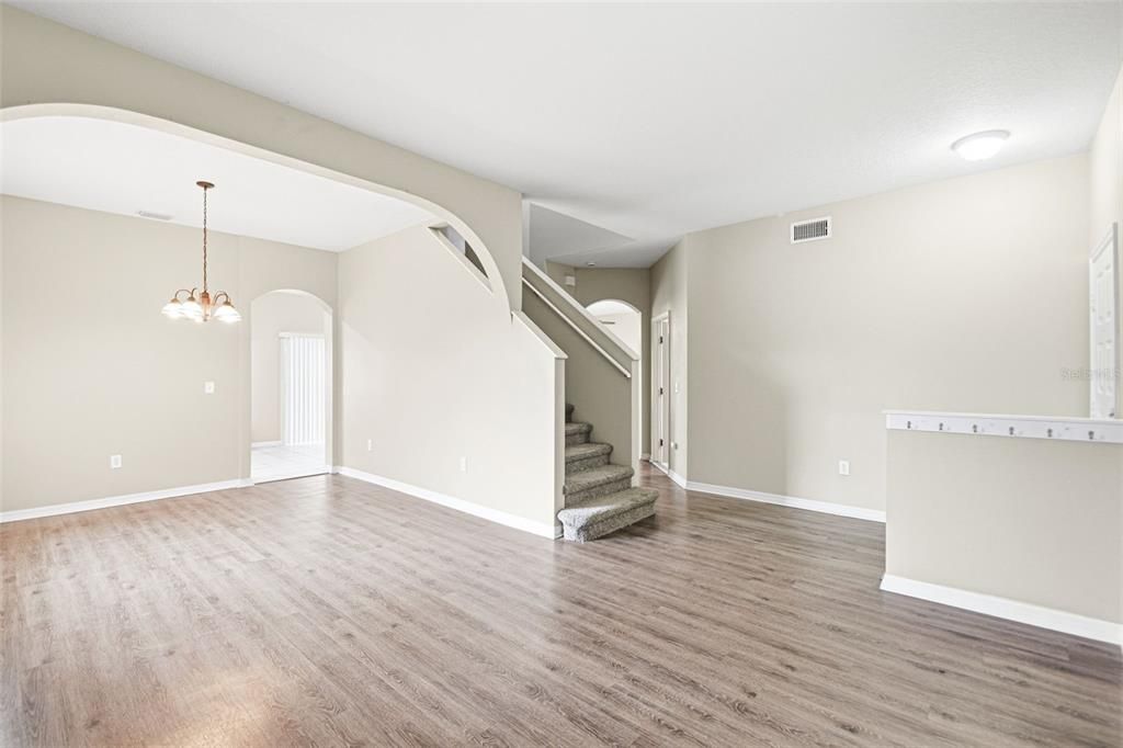 For Sale: $349,900 (3 beds, 2 baths, 2430 Square Feet)