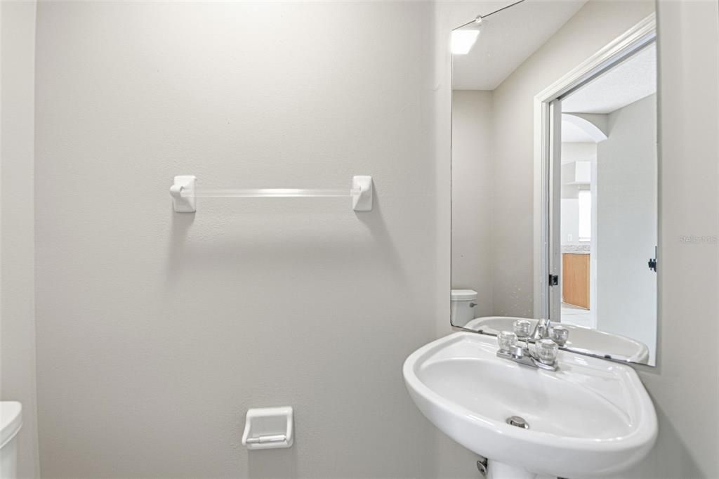 For Sale: $349,900 (3 beds, 2 baths, 2430 Square Feet)