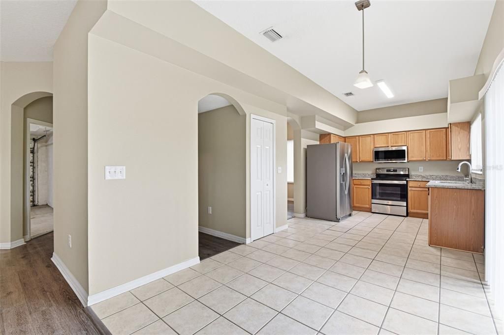 For Sale: $349,900 (3 beds, 2 baths, 2430 Square Feet)