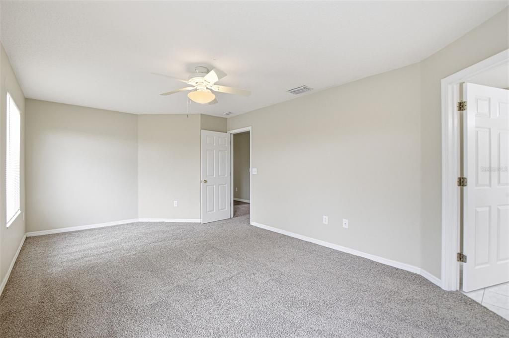 For Sale: $349,900 (3 beds, 2 baths, 2430 Square Feet)