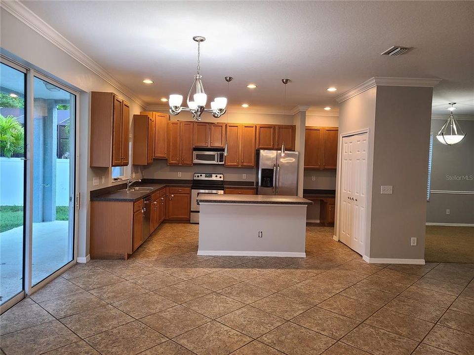 В аренду: $2,995 (4 спален, 3 ванн, 3100 Квадратных фут)