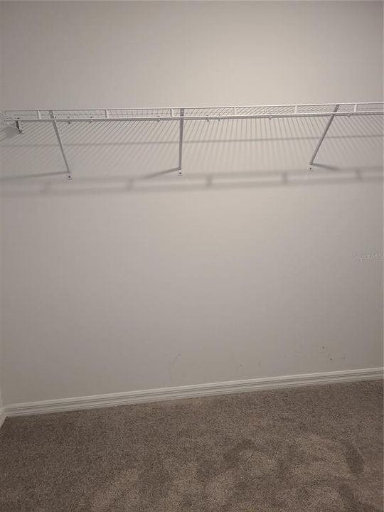 For Rent: $2,300 (3 beds, 2 baths, 1787 Square Feet)