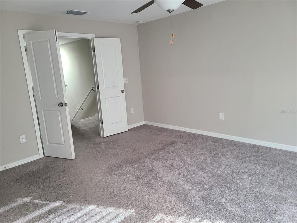 For Rent: $2,300 (3 beds, 2 baths, 1787 Square Feet)