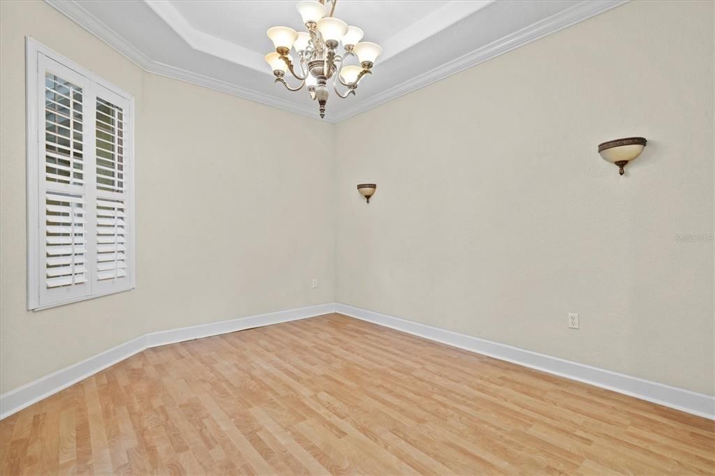 На продажу: $999,999 (5 спален, 4 ванн, 4049 Квадратных фут)
