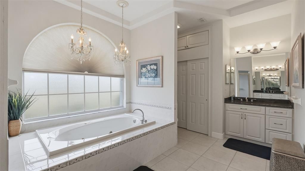 For Sale: $580,000 (3 beds, 3 baths, 3369 Square Feet)