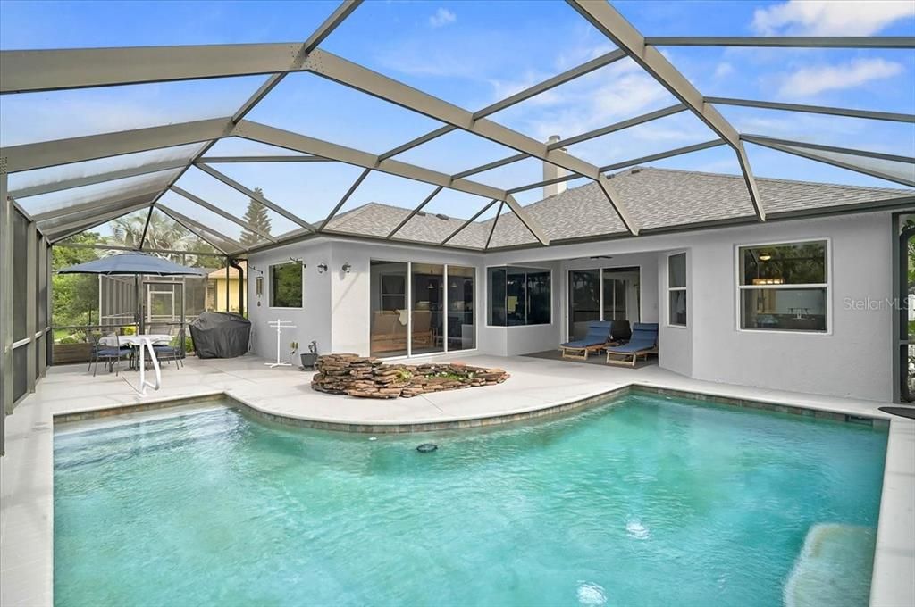 En Venta: $595,000 (3 camas, 2 baños, 2278 Pies cuadrados)