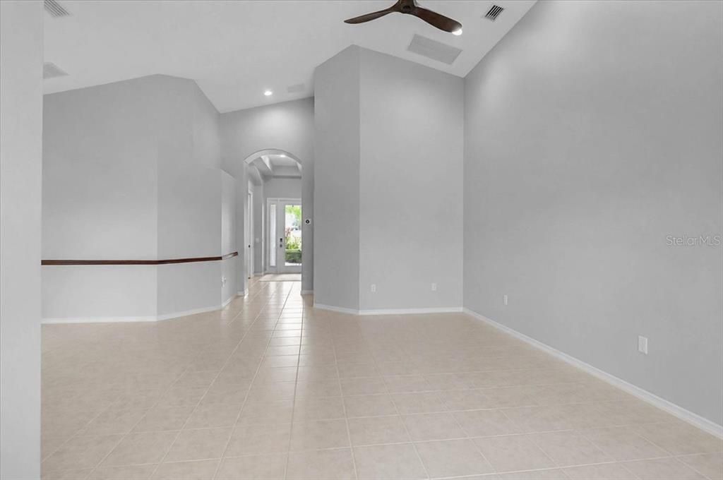 En Venta: $595,000 (3 camas, 2 baños, 2278 Pies cuadrados)