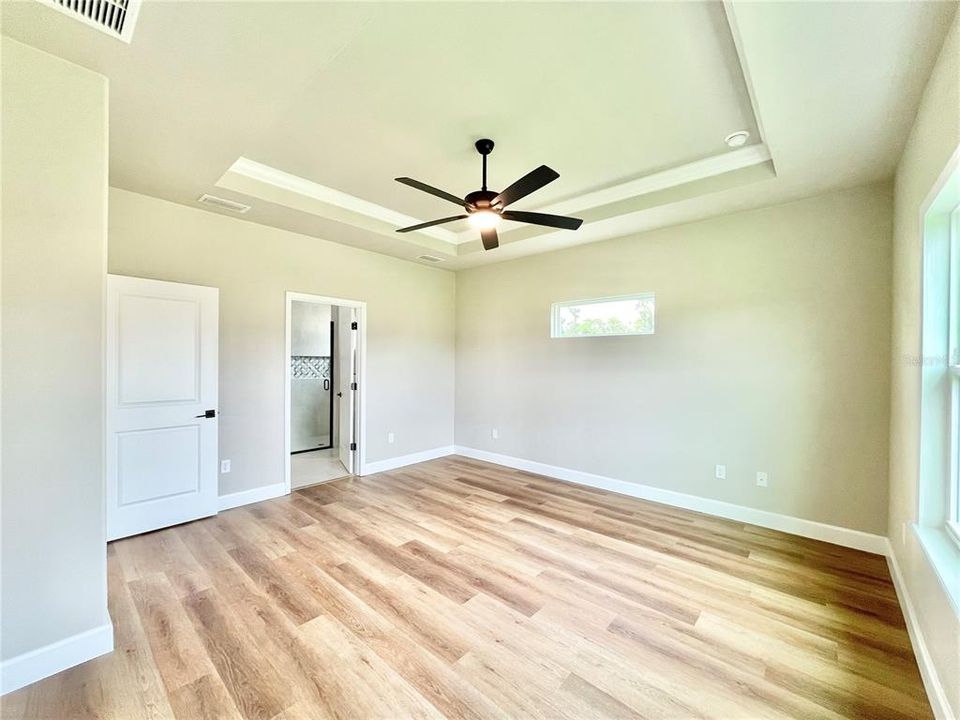 For Sale: $399,900 (3 beds, 2 baths, 1722 Square Feet)