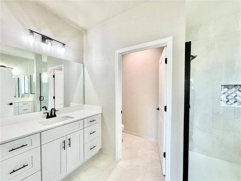 For Sale: $399,900 (3 beds, 2 baths, 1722 Square Feet)