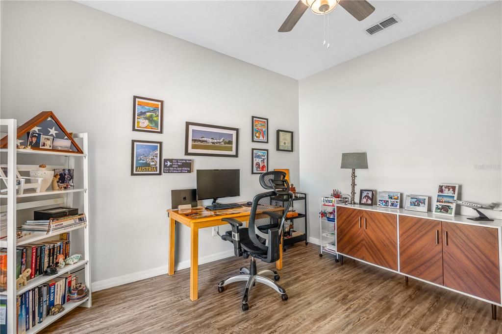 For Sale: $375,000 (3 beds, 2 baths, 1616 Square Feet)