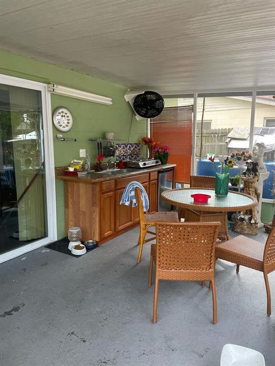 Activo con contrato: $1,700 (2 camas, 1 baños, 840 Pies cuadrados)