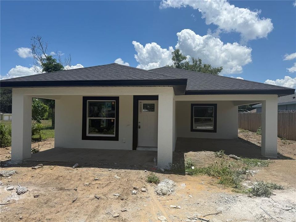 На продажу: $299,900 (3 спален, 2 ванн, 1623 Квадратных фут)