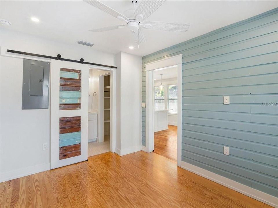 En Venta: $649,000 (3 camas, 3 baños, 1855 Pies cuadrados)