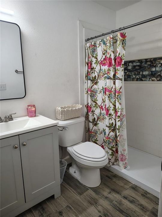For Sale: $329,900 (4 beds, 2 baths, 1746 Square Feet)