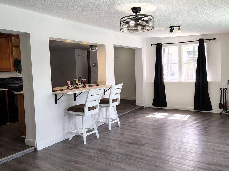 For Sale: $329,900 (4 beds, 2 baths, 1746 Square Feet)