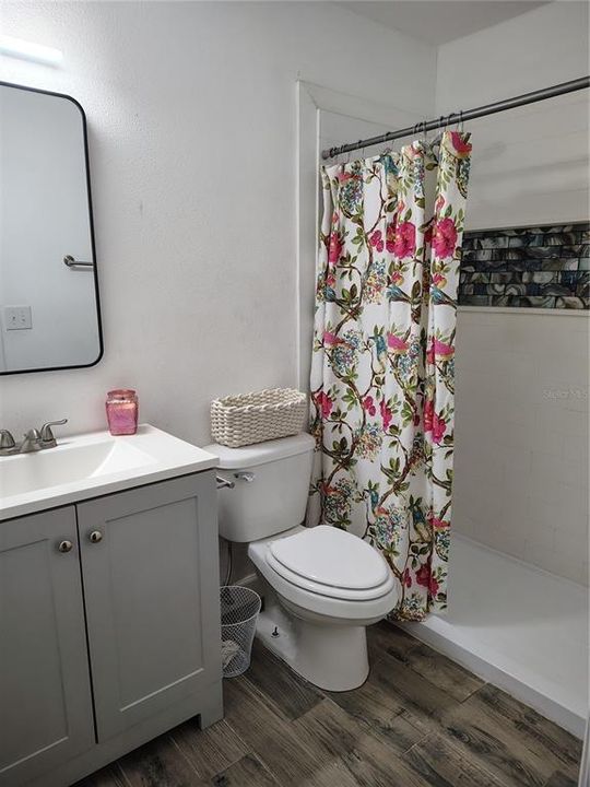 For Sale: $329,900 (4 beds, 2 baths, 1746 Square Feet)