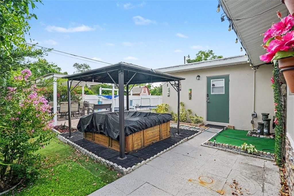 En Venta: $350,000 (2 camas, 2 baños, 1443 Pies cuadrados)