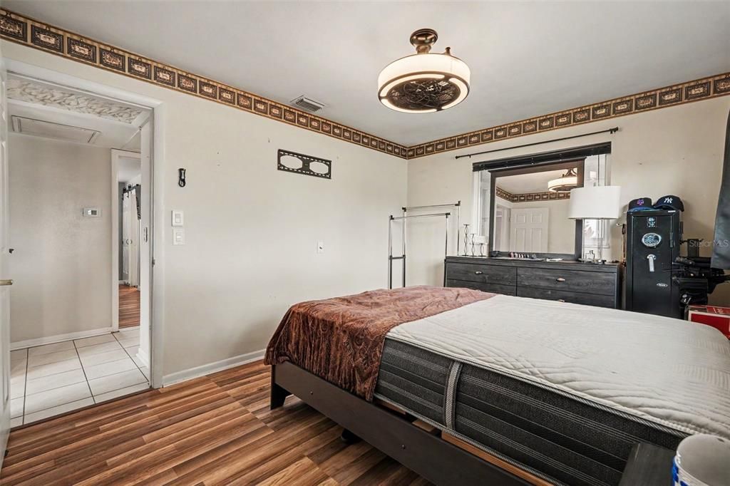 En Venta: $350,000 (2 camas, 2 baños, 1443 Pies cuadrados)