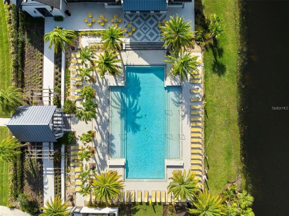 En Venta: $1,299,900 (4 camas, 3 baños, 3488 Pies cuadrados)