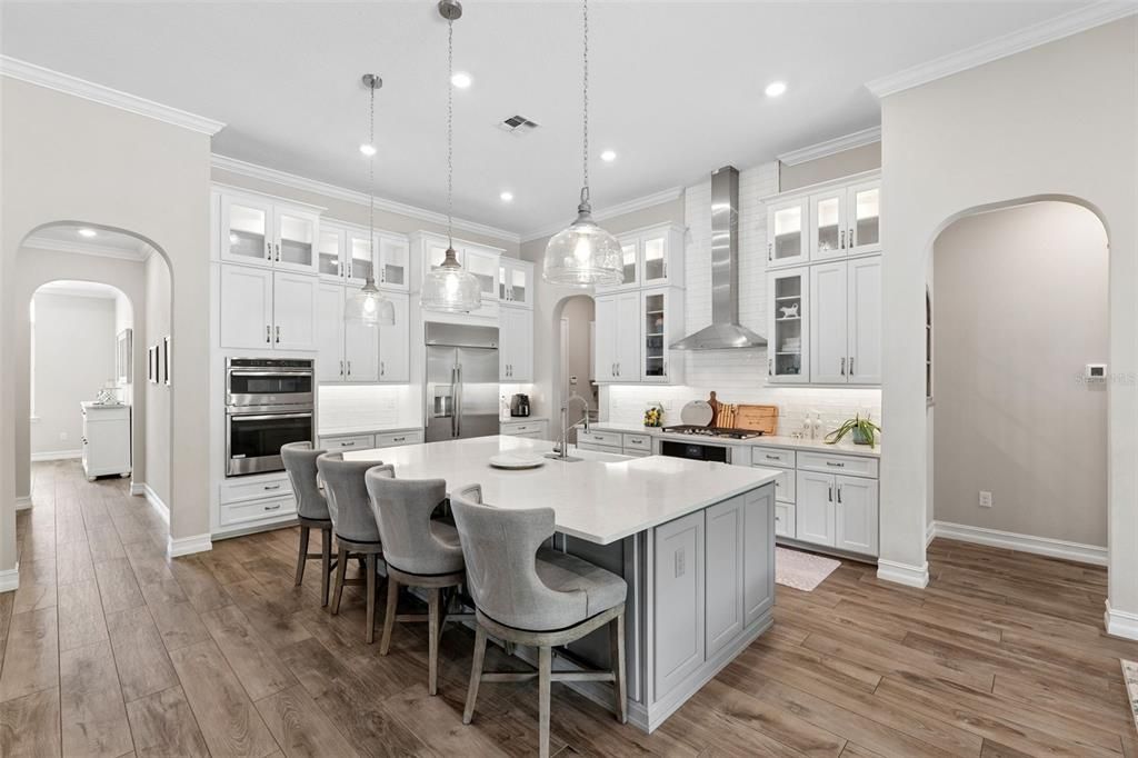 En Venta: $1,299,900 (4 camas, 3 baños, 3488 Pies cuadrados)